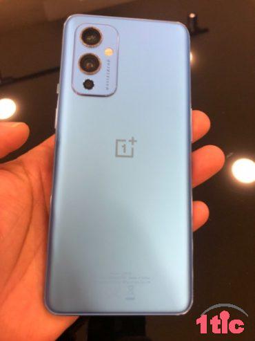 OnePlus 9 (5G)