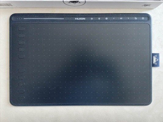 Tablette Graphique – HUION Model: HS611