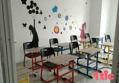Tables et chaises pour les Ecoles