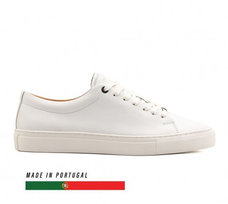 AMBITIOUS Martin Clean Cut Sneaker