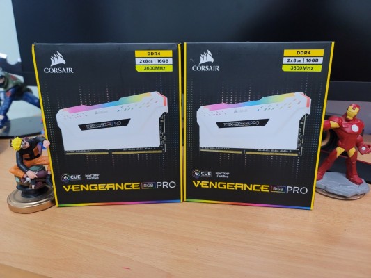 Corsair vengeance rgb pro DDR4 16gb 3600 Mhz