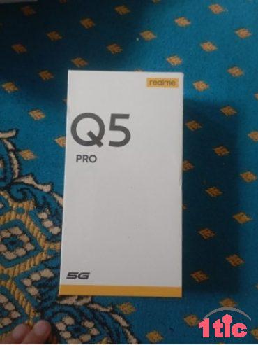 realme q5 pro